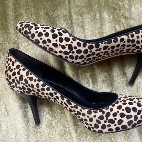 VINTAGE DKNY Cheetah Pump Heels, Size 10, Donna Karan Animal Print, Calfhair, 4" - Picture 1 of 9